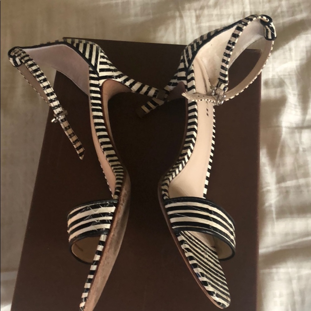 Sandals - Picture 2 of 3
